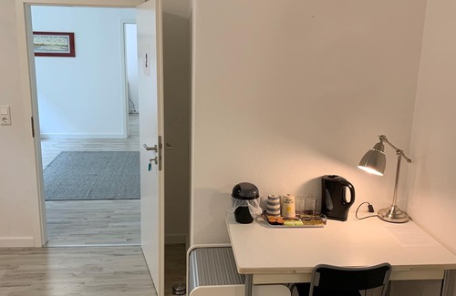 Langenfeld Apartamento | Ruhiges & Geräumiges Doppelzimmer in Top Lage mit Parkplatz