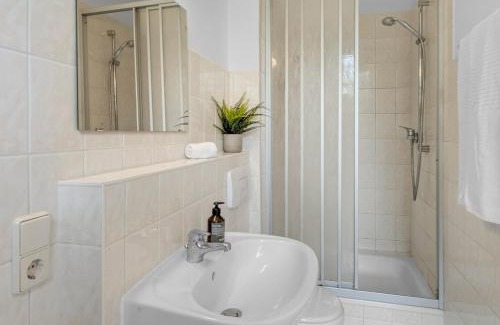Domviertel Apartamento | Ruhiges Studio in Altstadt mit Gartenblick & Sofa