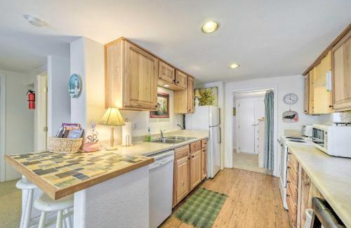 Ruidoso Casa | Ruidoso Cabin with Decks about 1 Mi to Downtown!