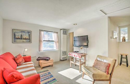 Ruidoso Casa | Ruidoso Cabin with Decks about 1 Mi to Downtown!
