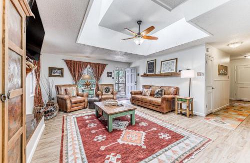 Ruidoso Casa | Ruidoso House with Beautiful Indoor and Outdoor Space!