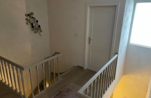 Wevelgem Casa | Ruime gedeelde woning met privé-kamer en modern comfort
