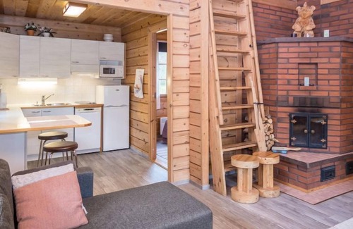 Rukatunturi Casa | Rukatörmä, kesäjärvi by Interhome