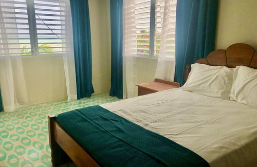 Corozal Casa | Rum Punch Lodge