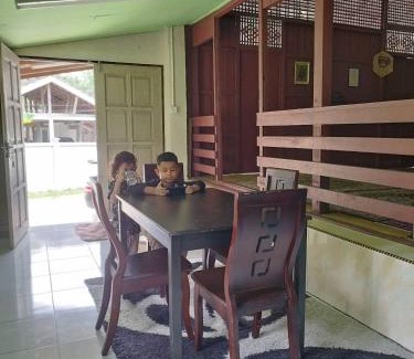 Kampung Wakaf Nyior Kembar Casa | Rumah Kayu Aboh