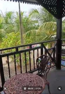 Kuala Kedah Chalet De Esquí | RUMAH KAYU ED BEACH Cafe
