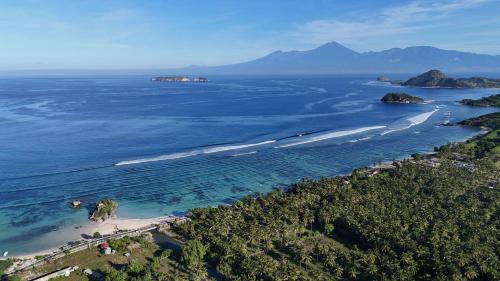 Sumbawa Barat Casa | Rumah Mana Beach House