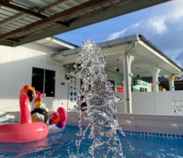 Mersing Apartamento | Rumah Puteh Mersing Kecil ROOM FULLY AIR-CONDITIONED