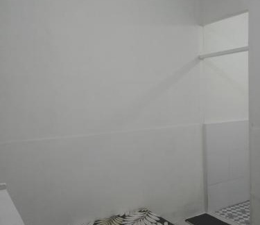 Lombok Casa | Rumah Putih Edi
