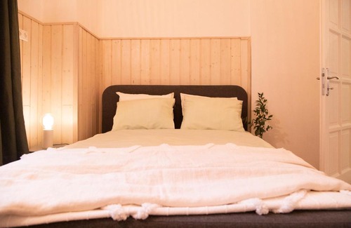 Csarnok negyed Apartamento | rumaroma by STN