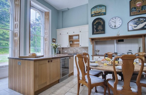 Long Barn Casa | Rumwell Park - 8 Bedroom Manor House- Taunton