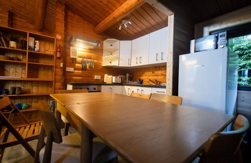 Bronaber Cabina | Rural 3 Bed Log Cabin Getaway