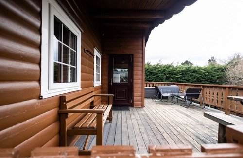 Bronaber Cabina | Rural 3 Bed Log Cabin Getaway