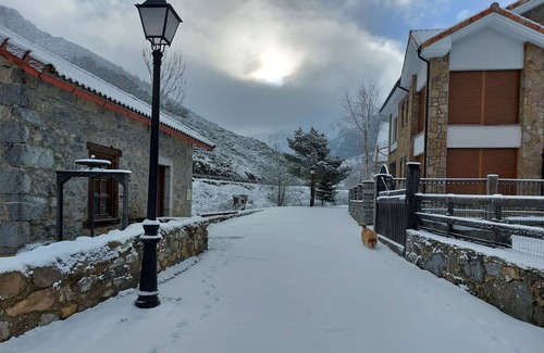 Llanaves de la Reina Casa | Alojamiento rural con chimenea, en Picos de Europa