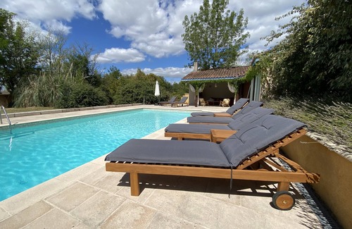 Paulhiac Villa | Rural comfortable 6 person villa, large swimming pool and beautiful views