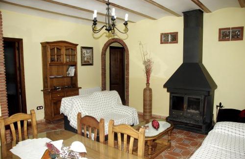 Pozo Alcon Casa | Rural Fábrica del Azúcar 2