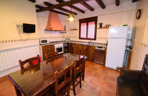San Justo Cabaña | CASA RURAL 8 PLAZAS TREFACIO