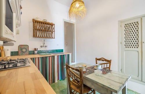 Sorvilan Casa | Casa rural 'Bns - Casa La Prensa - Alpujarra' con vistas al mar, terraza privada y Wi-Fi