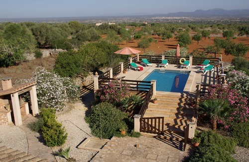 Campos Cabaña | CASA RURAL C.P. CON PISCINA, BARBACOA y PARQUE INFANTIL