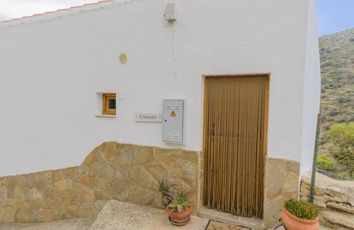 Laroya Cabaña | CASA RURAL "EL MIRADOR"