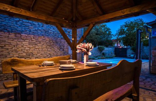 Promina Villa | Rural House Gluic
