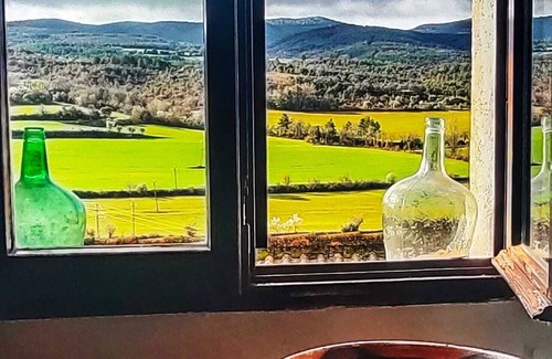 Benabarre Casa | Casa rural en un pequeño pueblo.