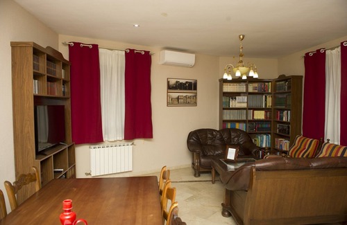 Almagro Cabaña | Casa Rural La Biblioteca. 6hab=350€- 7hab=390€