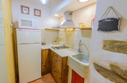 Laroya Cabaña | CASA RURAL "PICACHICO"
