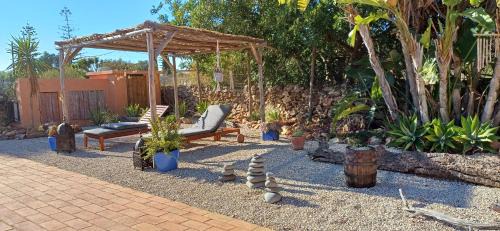 Foral Apartamento | Rural Peace in the Algarve - Private Room with kitchenette and bathroom