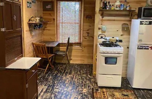 Davenport Casa | Rural Ranch and Garden Home on the Outskirts of Davenport
