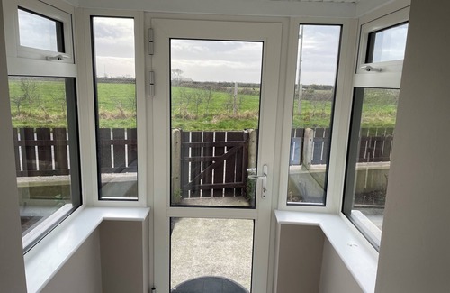 Newry Casa | Rural retreat (Family friendly/pet friendly)close to seaside and Mountains.