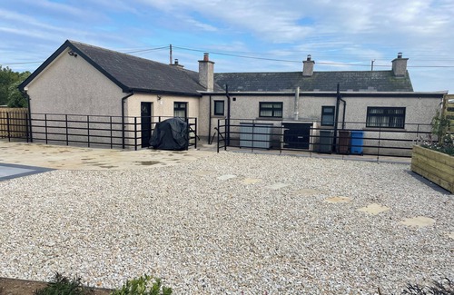 Newry Casa | Rural retreat (Family friendly/pet friendly)close to seaside and Mountains.