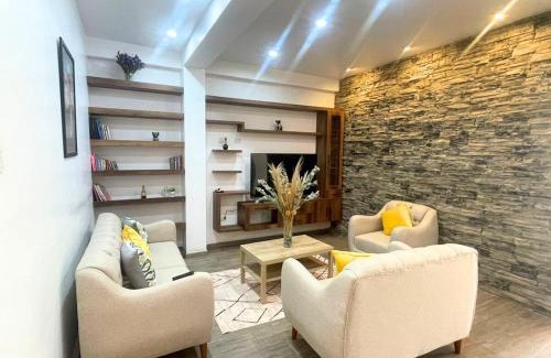 Urubamba Casa | Rural Retreat with Charming Patio 2 Bedrooms