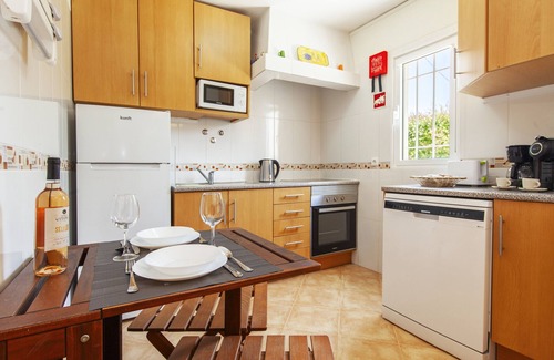 Alfarrobeira Villa | Rural retreat with plunge pool & BBQ