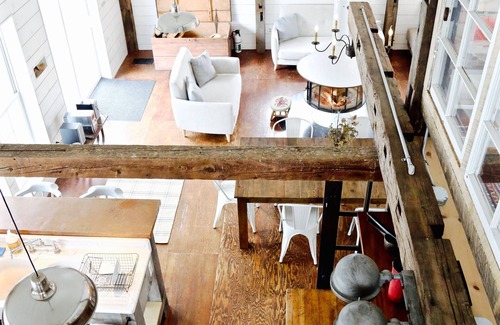 Red Hook Casa | espacio rural y sereno en la naturaleza