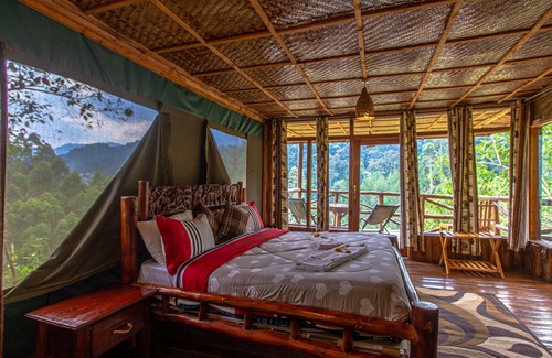 Western Region Cabina | Rushaga Gorilla Lodge