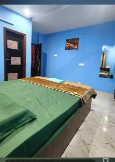 Tirupati Apartamento | RUSHITHA HOMESTAY - NEAR To ALIPIRI- FREE WIFI - FAMILY STAY ONLY - ANDROID TV - DOOR SERVICE