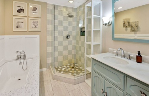 Fox Lake Casa | Rushmore Retreat Getaway