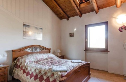 Cavriana Apartamento | Rustic 2 Bedroom Apartment Near Lake Garda With Swimming Pool