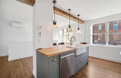Hull Apartamento | Rustic 2 bedrooms from the 1900s, freshly renovated, 5 min from downtown Ottawa