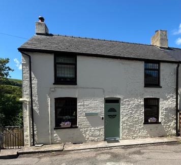 Defynnog Casa | Rustic 2Bedroom Cottage with Garden in Sennybridge