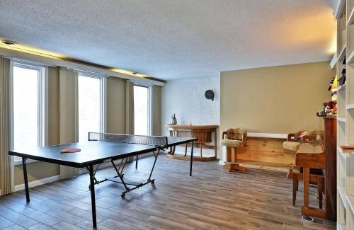 Killington Casa | Rustic 3 bedroom home Moose Lodge