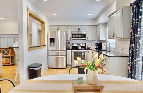 Wesley Chapel Casa | Rustic 3 Bedroom Home in Wesley Chapel!
