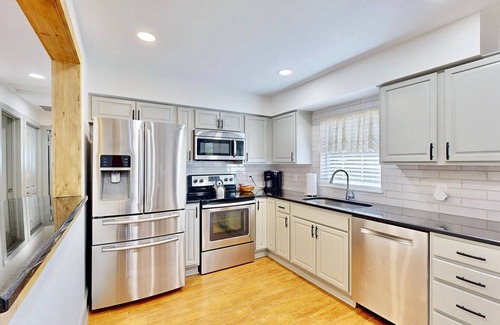 Wesley Chapel Casa | Rustic 3 Bedroom Home in Wesley Chapel!