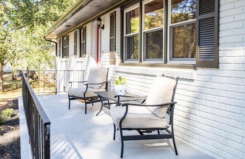 Cartersville Casa | Rustic 3BR Home in a Natural Cartersville Getaway