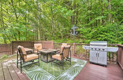 Chestertown Casa | Rustic Adirondacks Home with Hot Tub and Lake Access!
