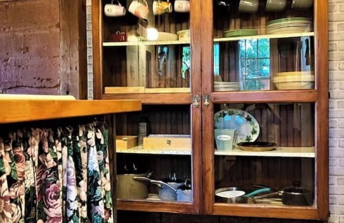 Cane Beds Cabaña | Rustic Adobe Walls Cottage, near Zion - fast WIFI