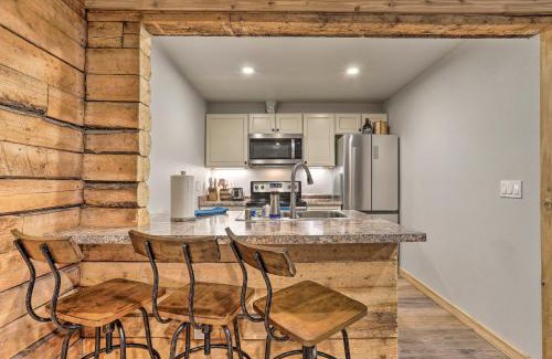 South Addition Apartamento | Rustic Anchorage Hideaway Walk to Coastal Trail!