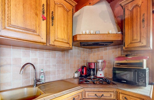 Poulgoazec Casa | Rustic and charming stone house not far from the sandy beaches of West Brittany.