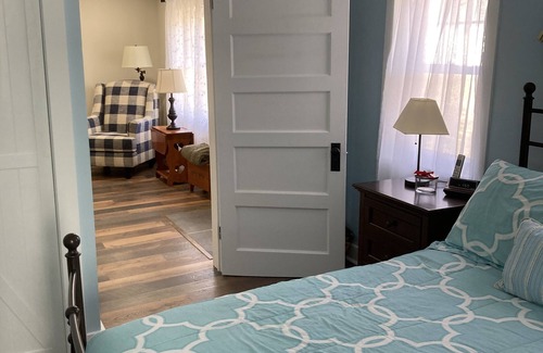 Dalton Otro | Rustic and private farmhouse close to Lackawanna State Park, near Elk Mtn Ski